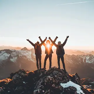 美院美食街在哪里办公